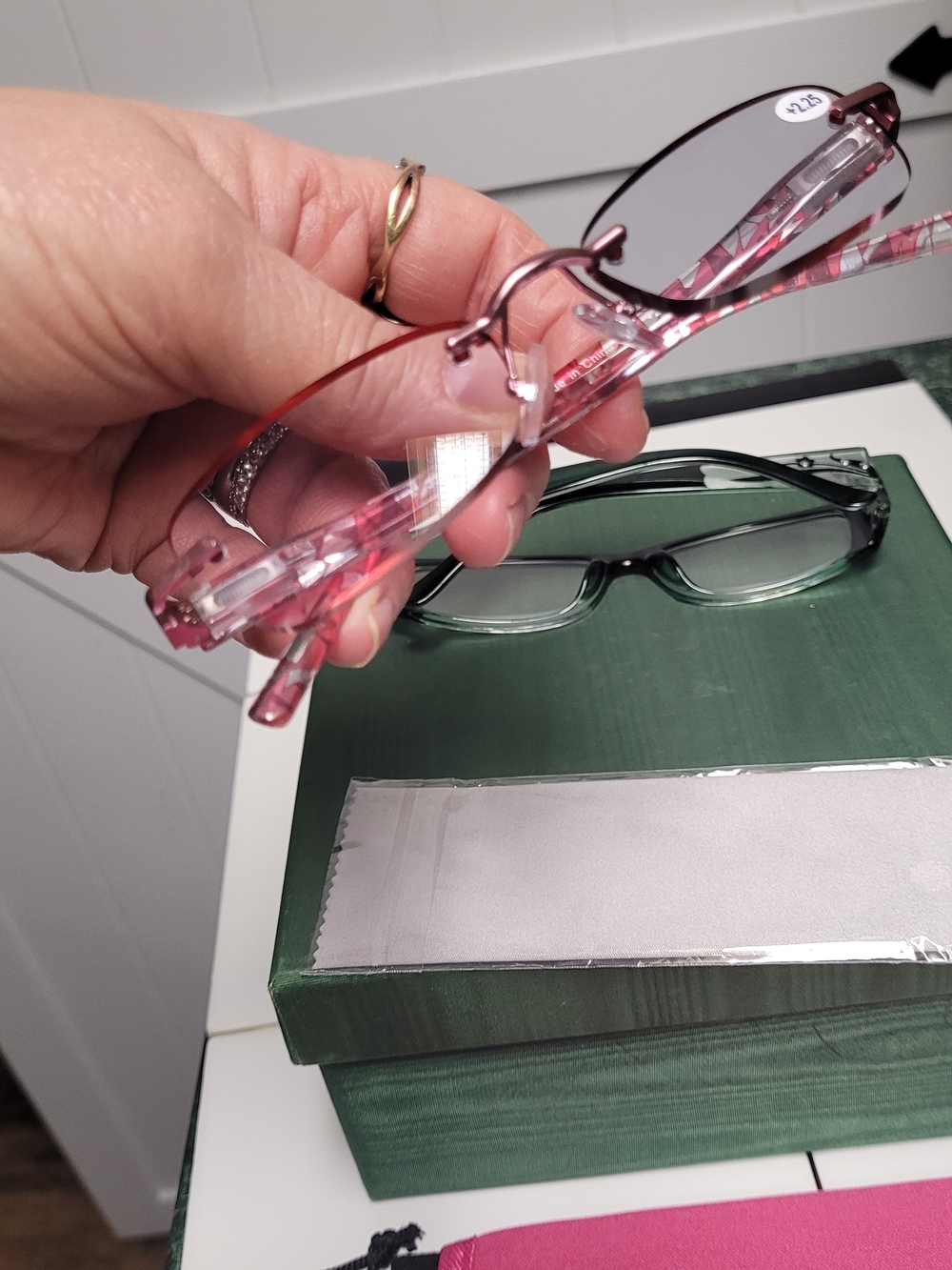 Pink Frame Reading Glasses with Matching Pink Sleeve & Green Glasses - Picture 3 of 7